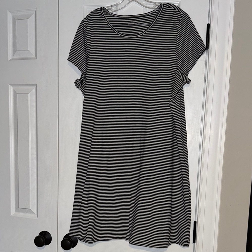 Vineyards Vines Striped Dress